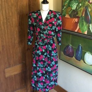 ❤️ Vintage Floral Dress ❤️